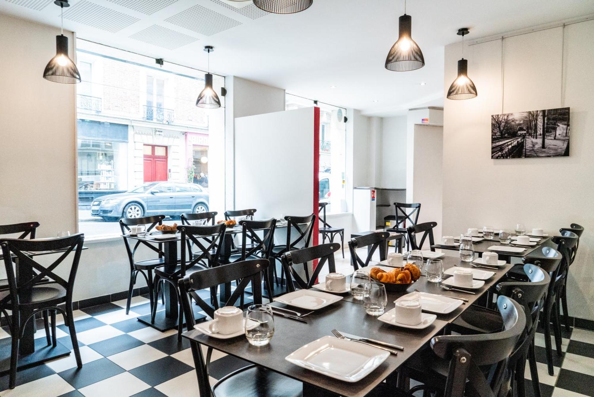 De Flore - Montmartre 3*