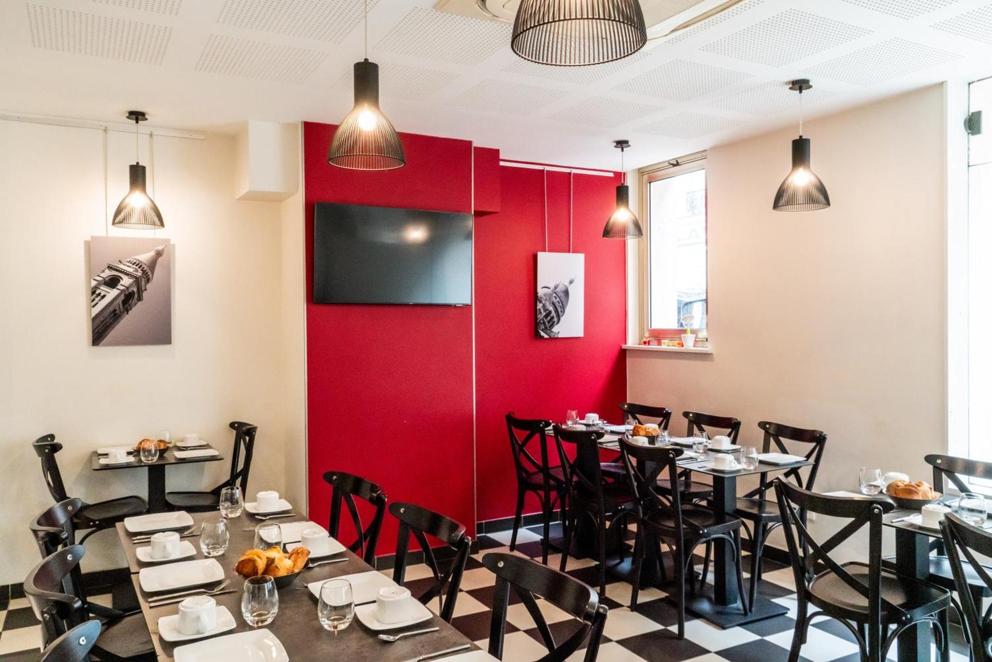 De Flore - Montmartre Hotel Paris