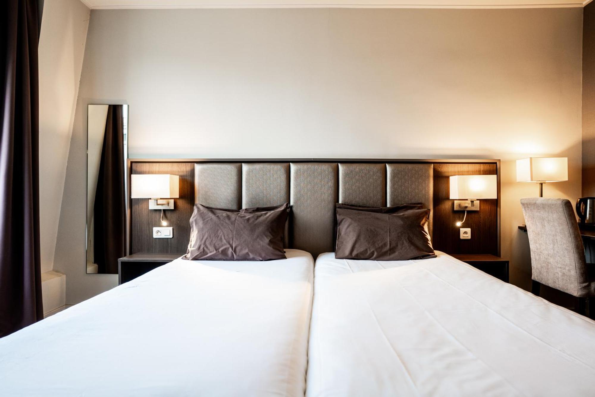 Hotel De Flore - Montmartre 3*