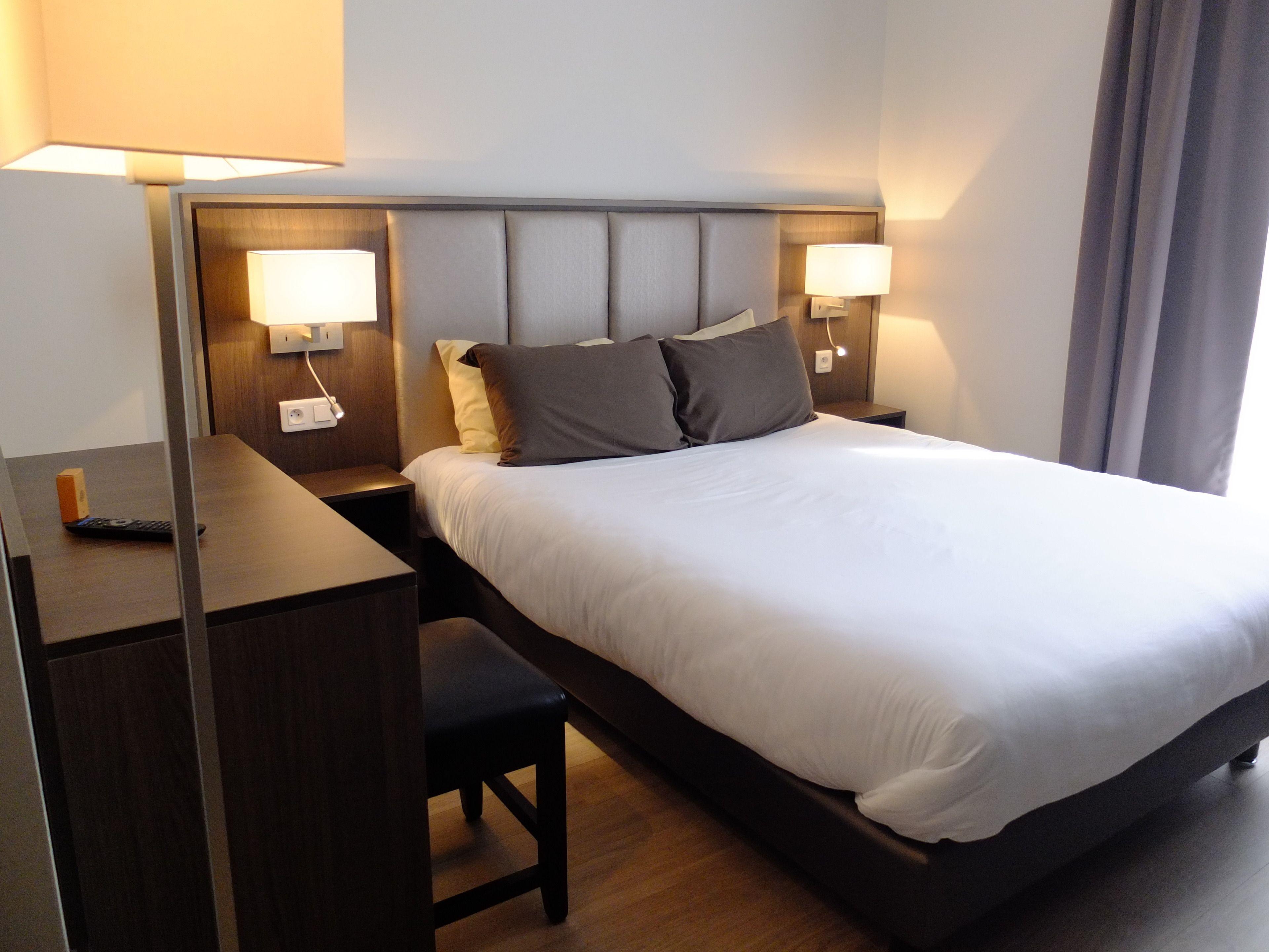 Hotel De Flore - Montmartre