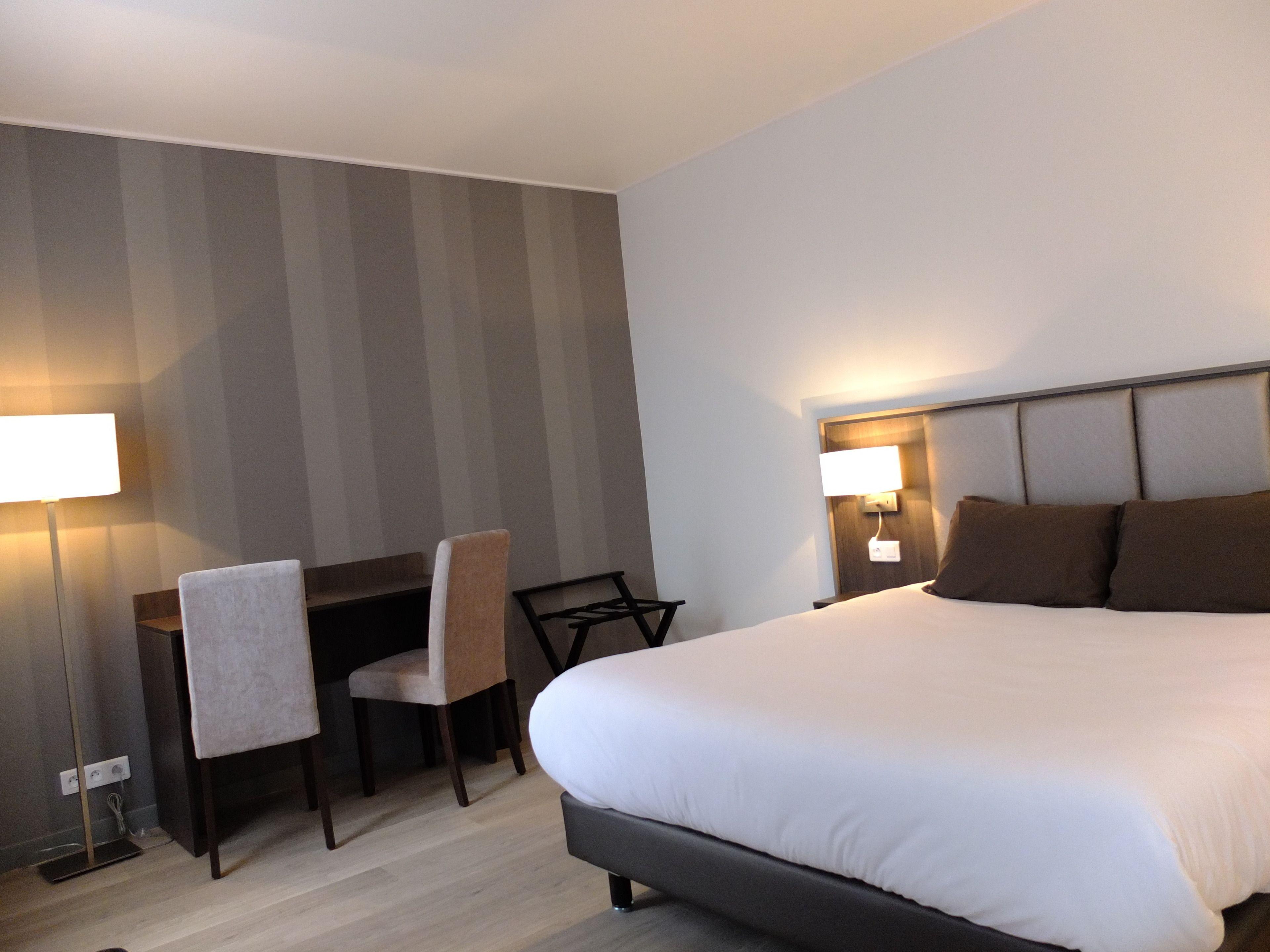 De Flore - Montmartre Hotel