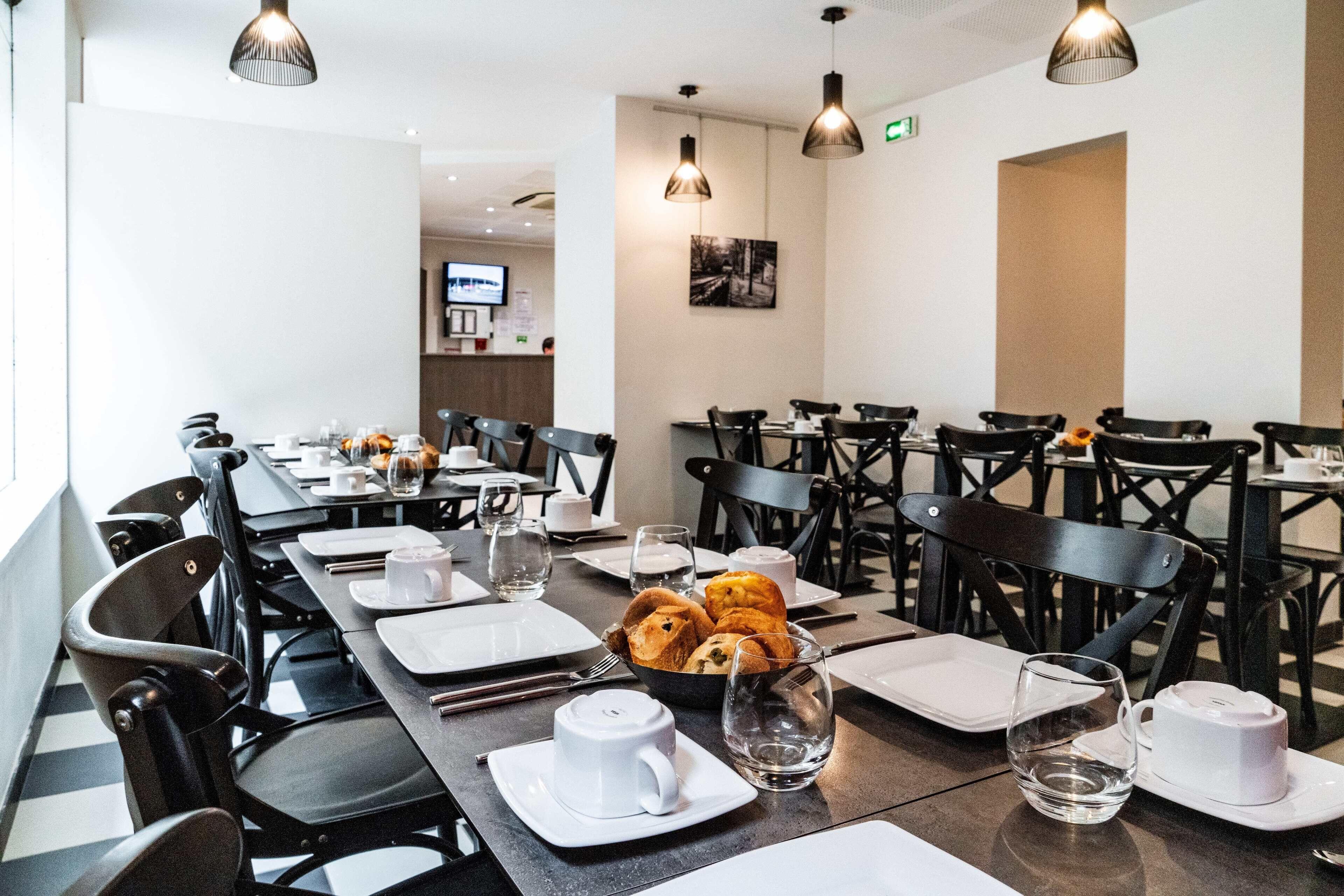 De Flore - Montmartre Hotel Paris