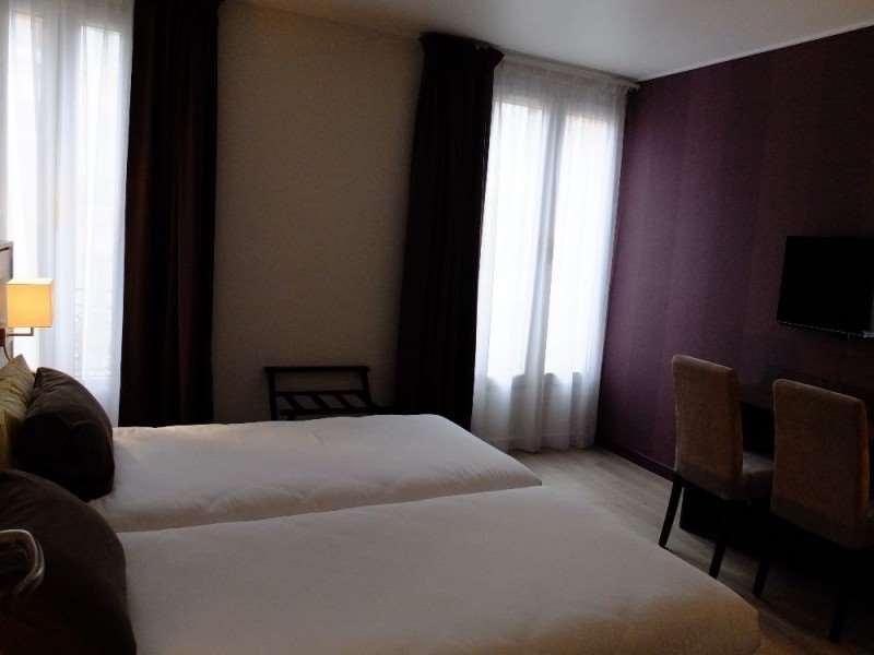 Hotel De Flore - Montmartre 3*